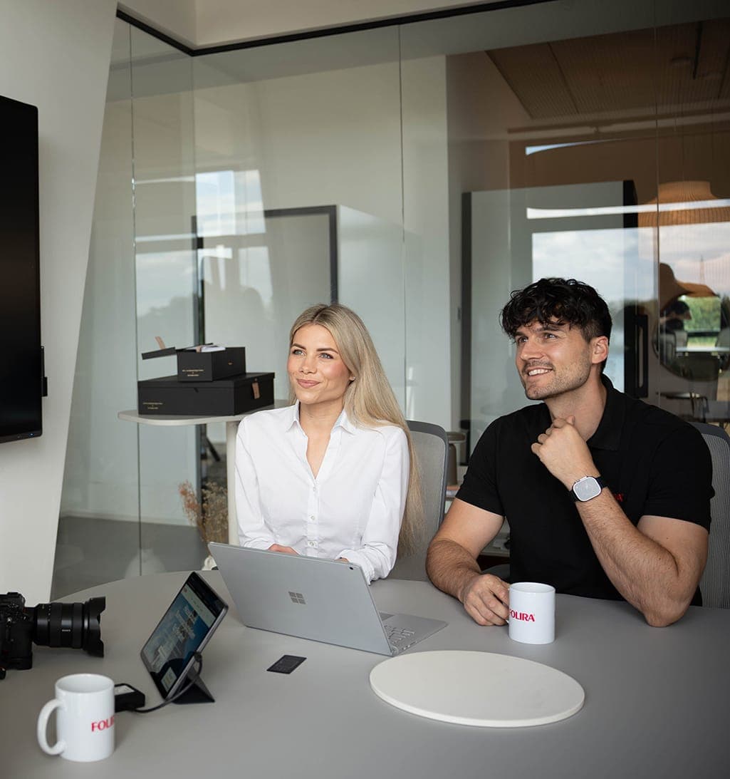 Das Team von Folira im Büro
