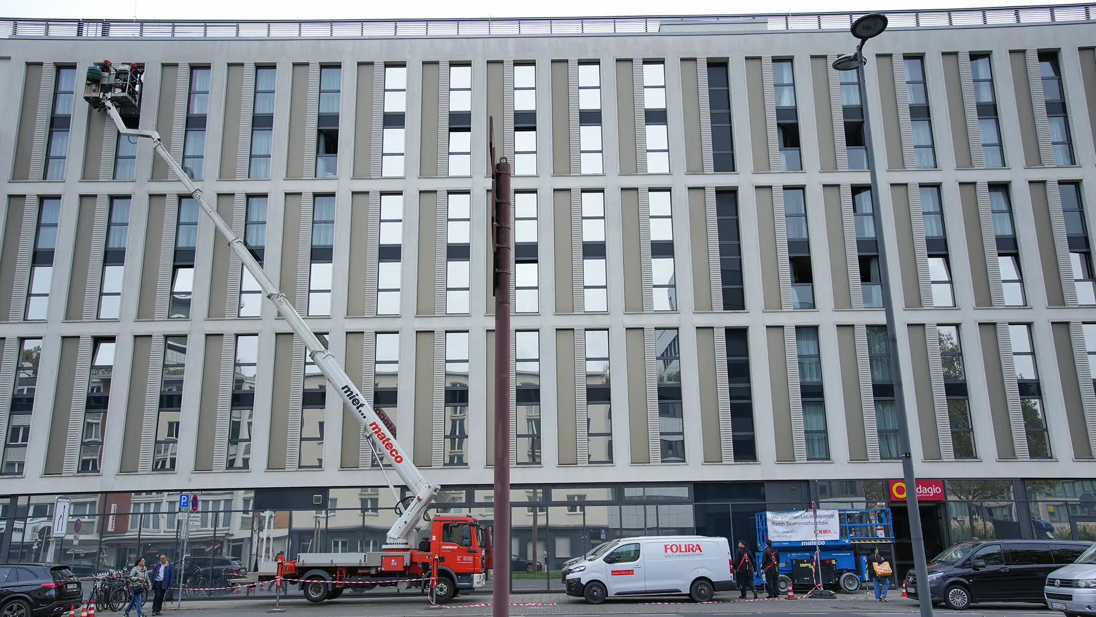 SONNENSCHUTZFOLIE Adagio Apart Hotel Köln – Foto 2