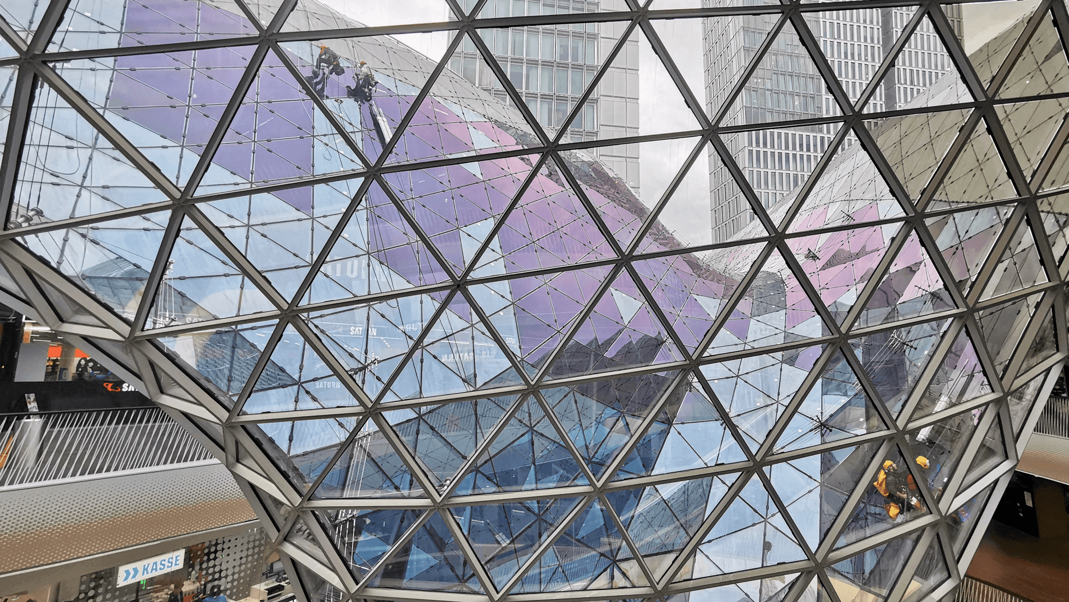 SONNENSCHUTZFOLIE Einkaufszentrum MyZeil Frankfurt – Foto 3
